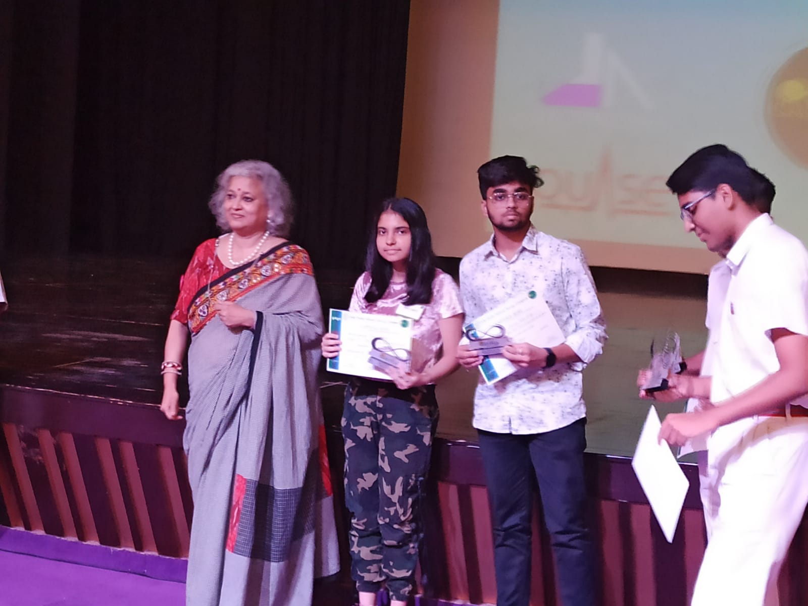 blue-bellians-rap-their-way-to-success-at-dps-sector-45-6WRC7t