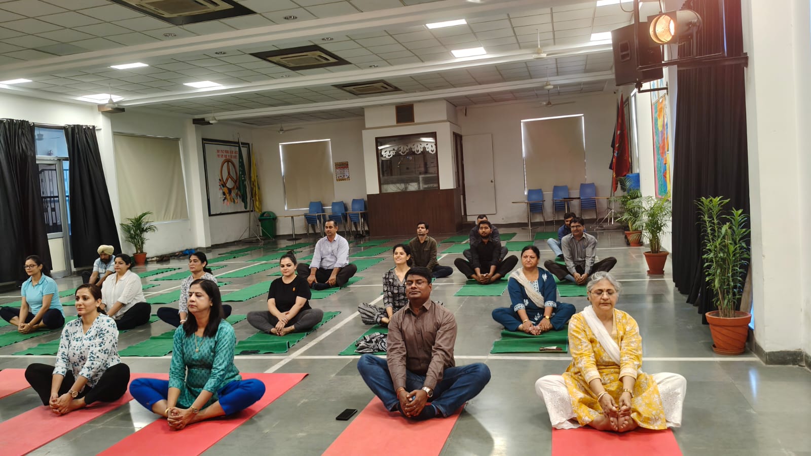 international-yoga-day-2025-FU3mql