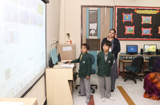 chrysalis-transforming-classrooms-into-thinkrooms